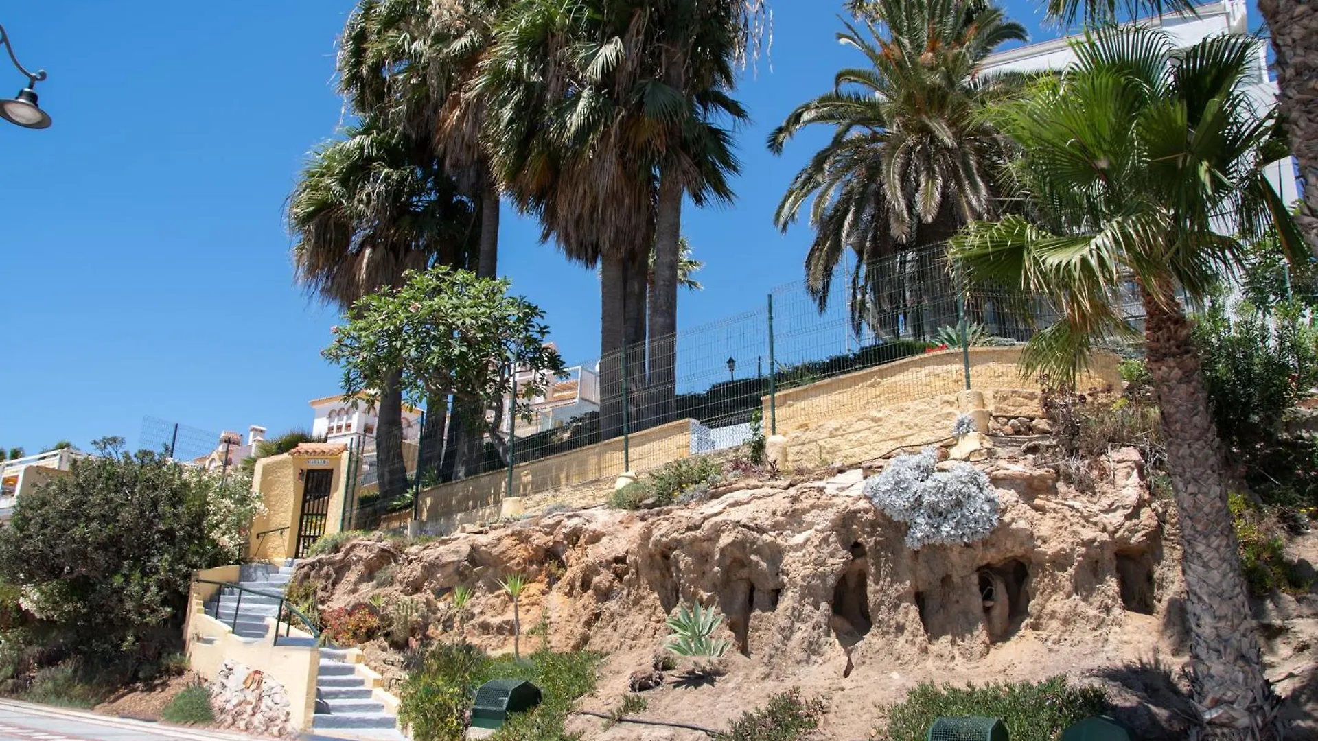 Stunning Beachfront Apartment With Sea Views Benalmadena